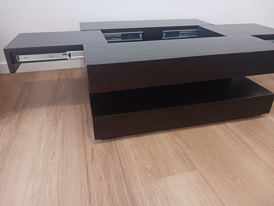Mesa de centro extensível em cor wengué
