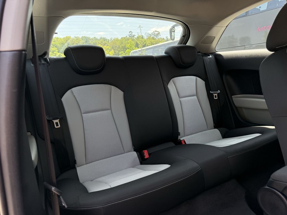 Audi A1 1.6 Tdi Attraction