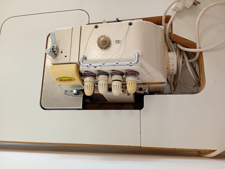 Overlock Maxdo 7880