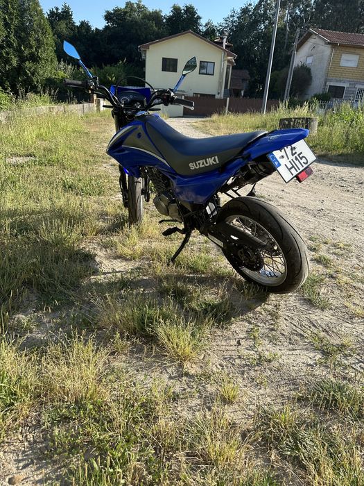 Suzuki Dr 125 SM
