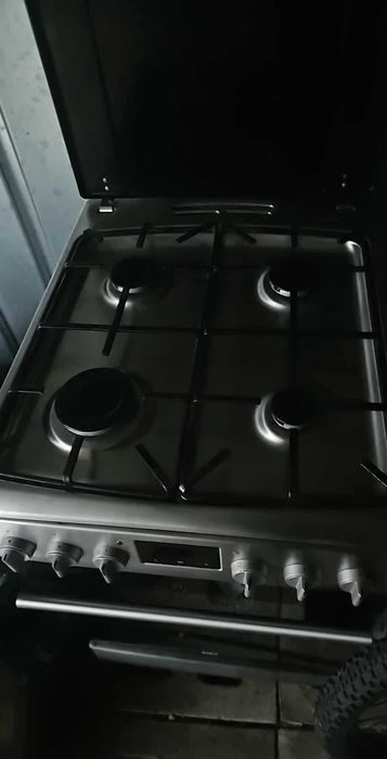 Kuchenka Gazowo Elektryczna