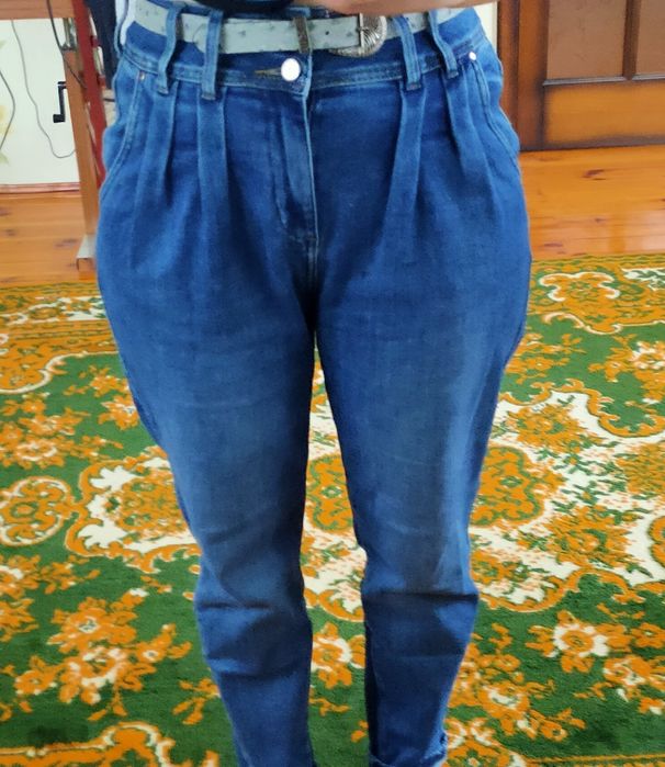 Джинси жіночі з поясом