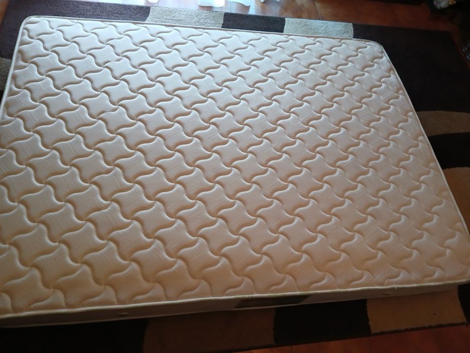 2 colchões novos medidas estam nas fotos