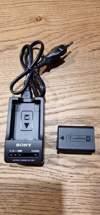 Carregador Original Sony BC-TRW + Bateria Sony NP-FW50 (Original)