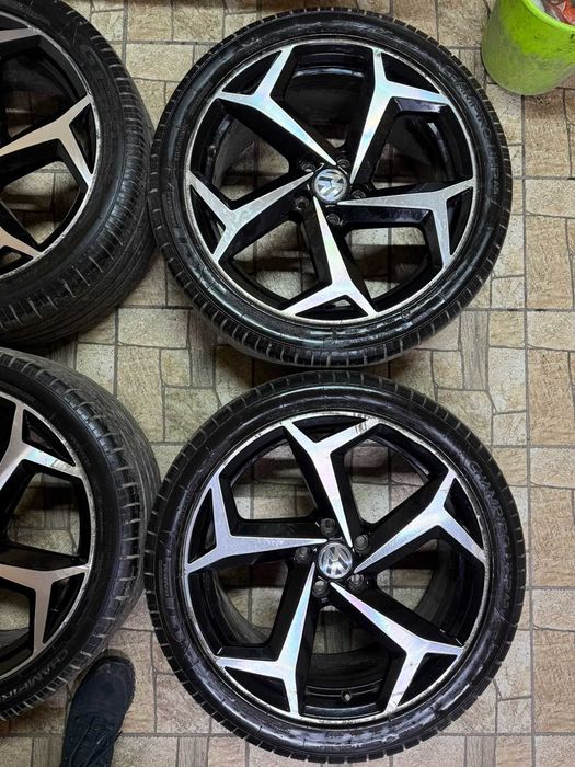 Диски Volkswagen Passat 255/40/R19