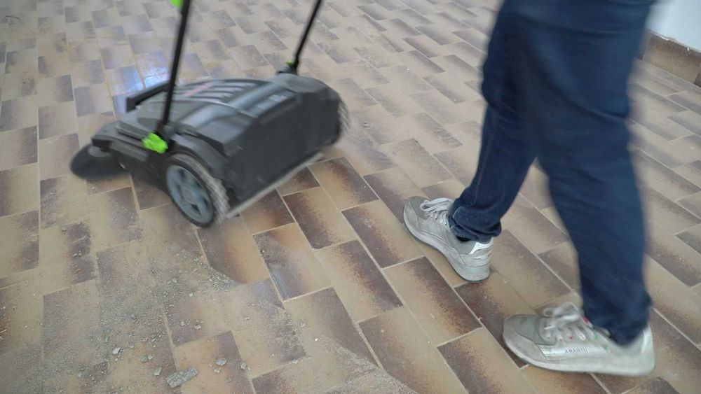 Aluguer de Vassoura Mecânica