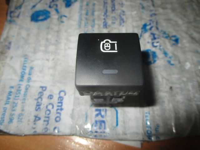 Botão / interruptor trancar portas PEUGEOT Partner II Tepee