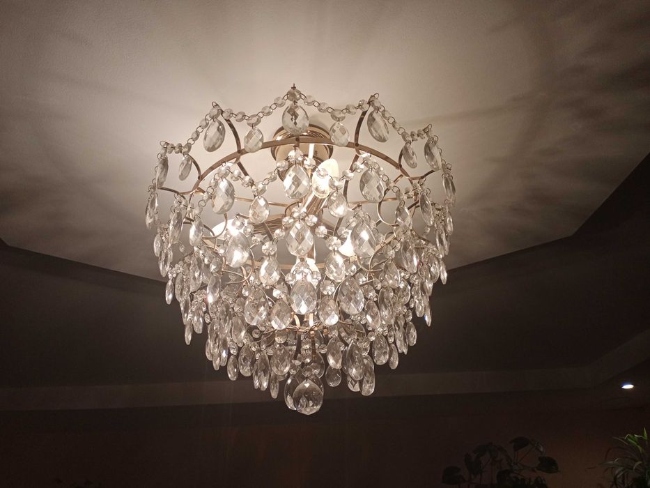 Żyrandol kryształowy