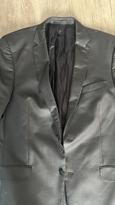 Garnitur męski L 180 104  90 czarny błyszczący w prązek