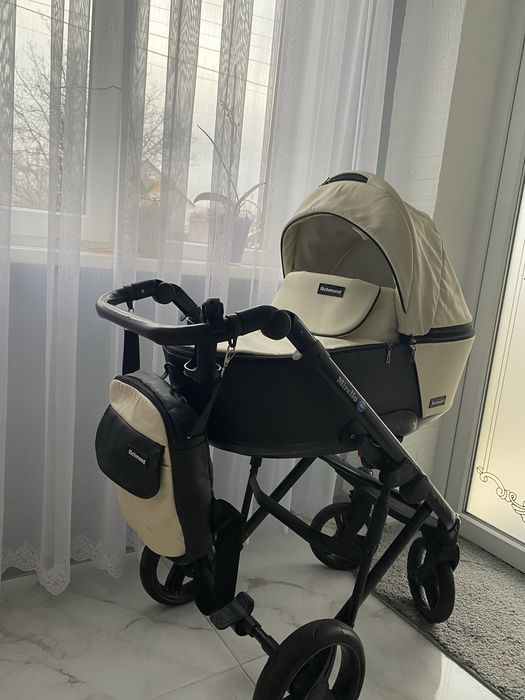 Дитяча коляска ,