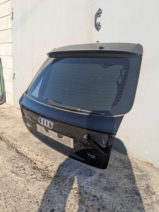 Кришка Багажника Audi A4 B8 12-16р. Ауді А4Б8 Оригинал Ляда Колір LY9T