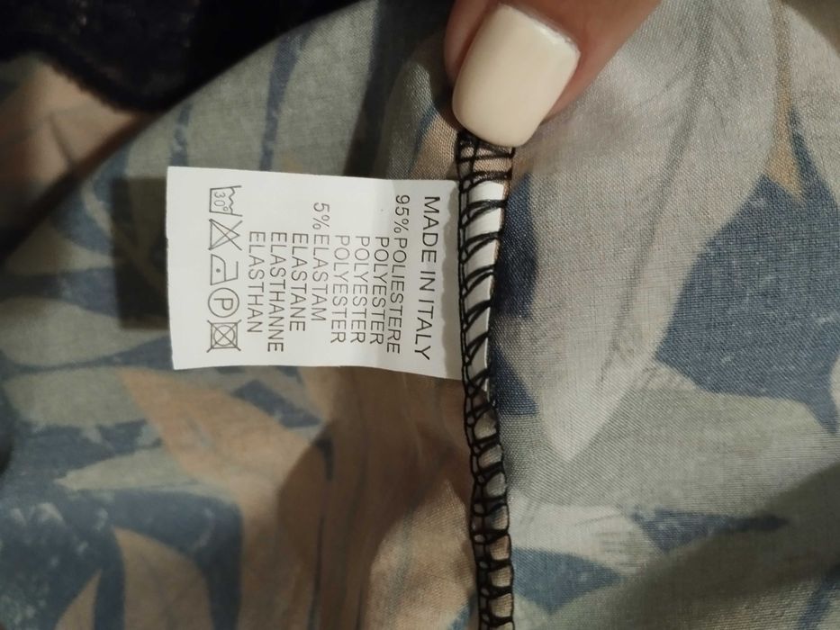 Top floral novo com alças ajustáveis