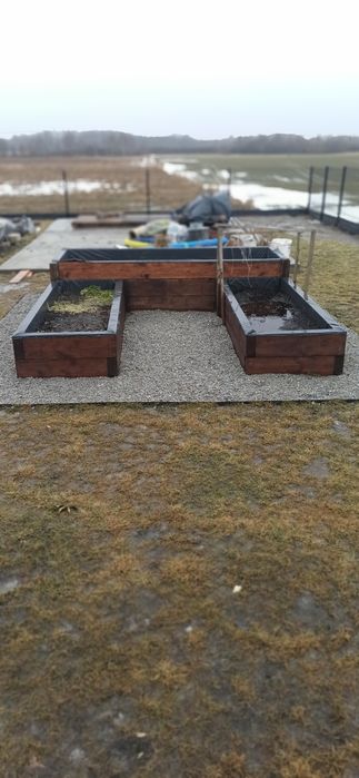 Podwyższona grządka, warzywniak