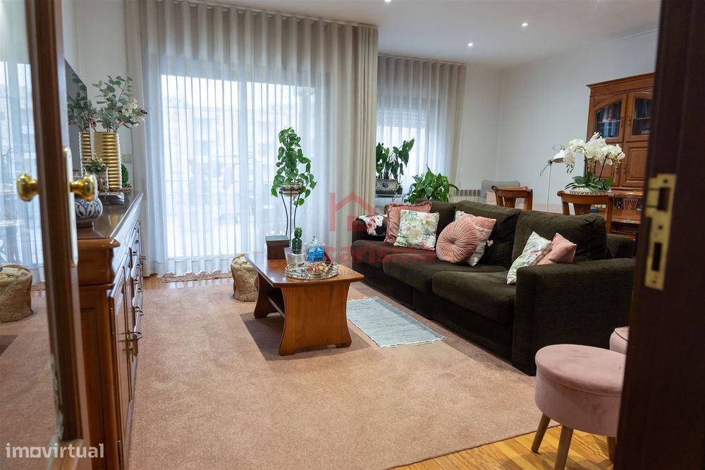 Apartamento T3 no centro de Vila das Aves, Santo Tirso