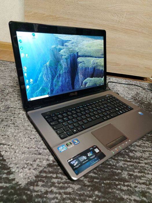 Игровой ноутбук Асус