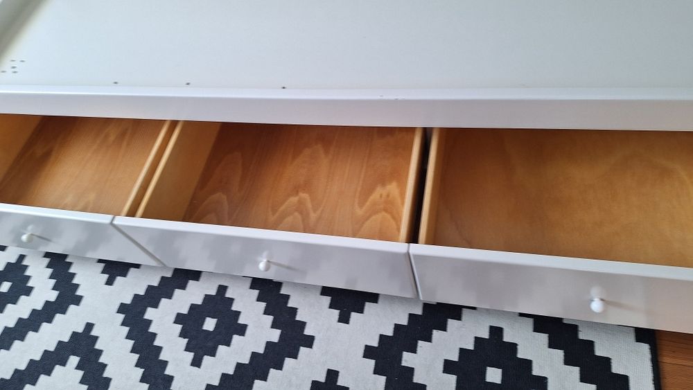 Cama Solteiro em Madeira