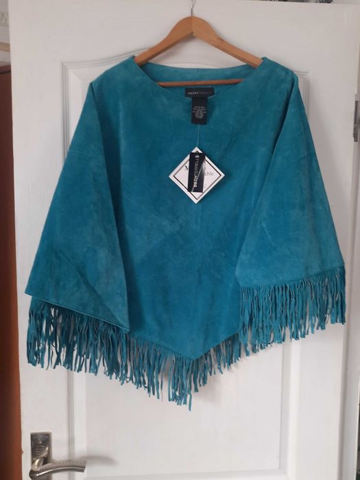 Пончо з нубука жіноче