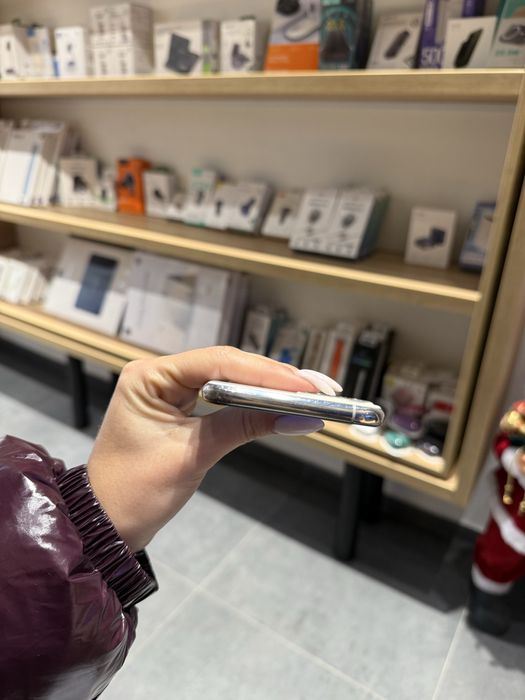 Used iPhone 11 Pro 512gb Silver