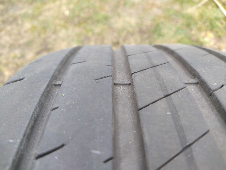 opona goodyear efficient grip performance 225/50R17