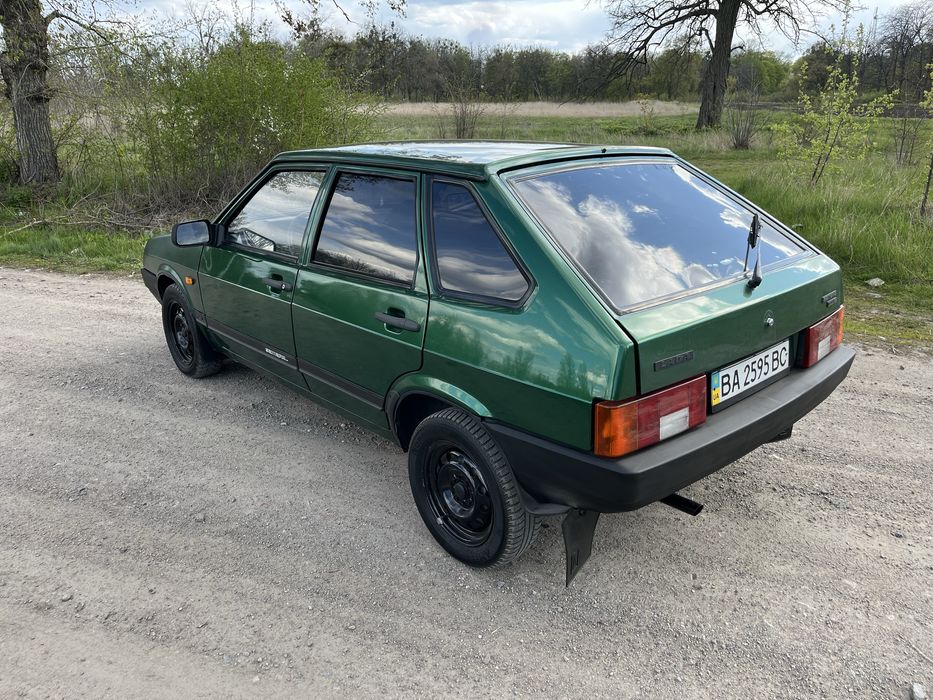 Автомобиль Ваз 2109 2004 рік