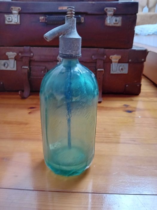Antiga garrafa de sifao dos anos 20