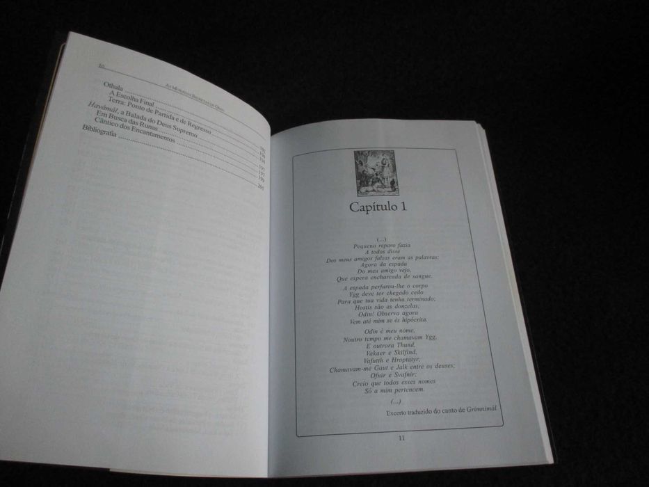 Livro As Moradas Secretas de Odin Valquíria Valhalladur Autografado