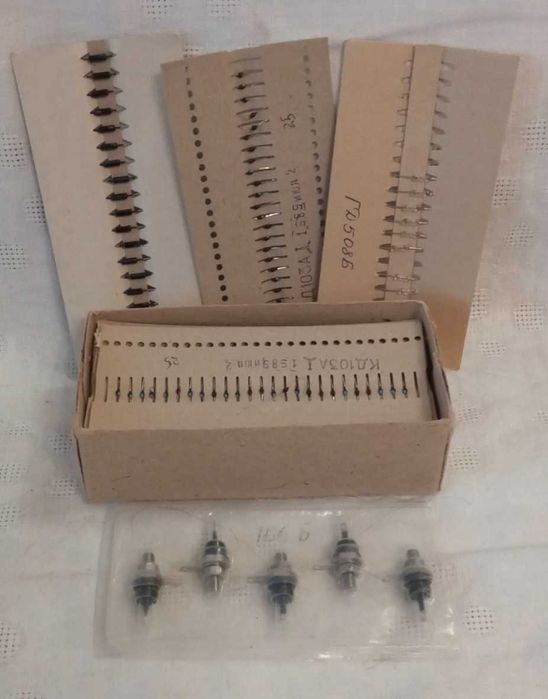 Диоды серий Д, КД, КЦ, КС, КУ