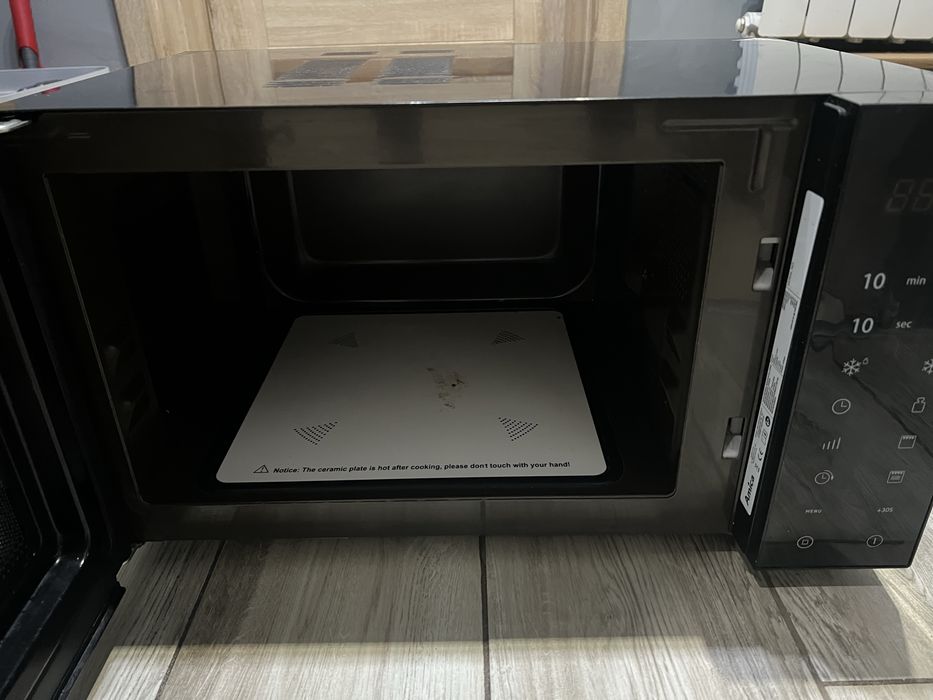 Kuchenka mikrofalowa Amica beztalerzowa