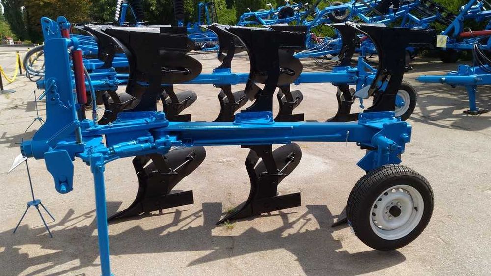 Плуг оборотный навесной ПОН-3 (2+1) для МТЗ-80, ХТЗ "Уманьфермаш"