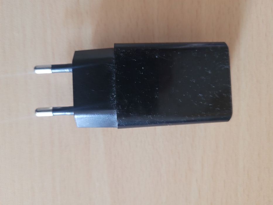 Ładowarka uniwersalna do telefonu