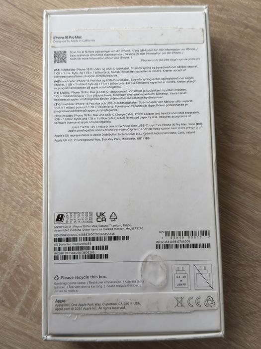 iPhone 16 Pro Max