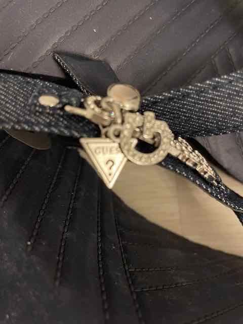 Guess - klapki damskie z USA, 37.