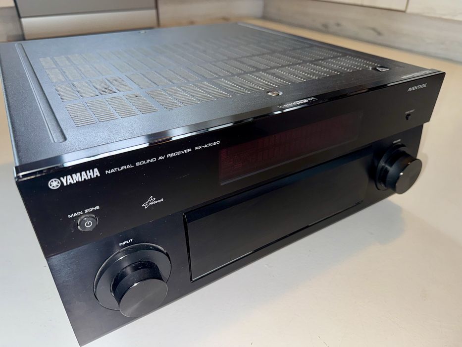 Amplituner Yamaha RX-A3020