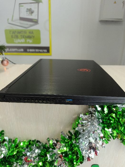 Ноутбук MSI GF63 MS-16R8