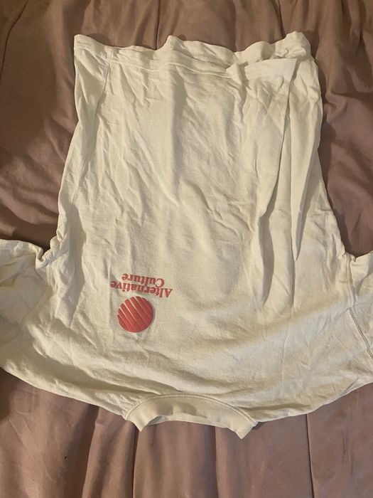 Camisola da Pull Bear nova so presisa de ser passada a ferro