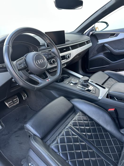 Auto do ślubu Audi S5
