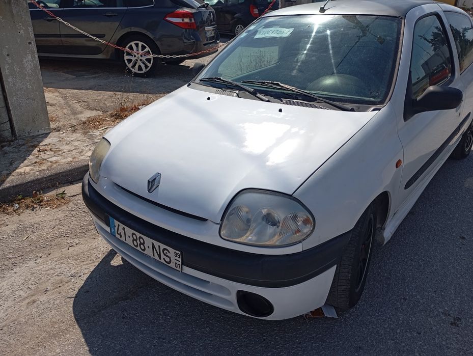 Renault Clio 1900