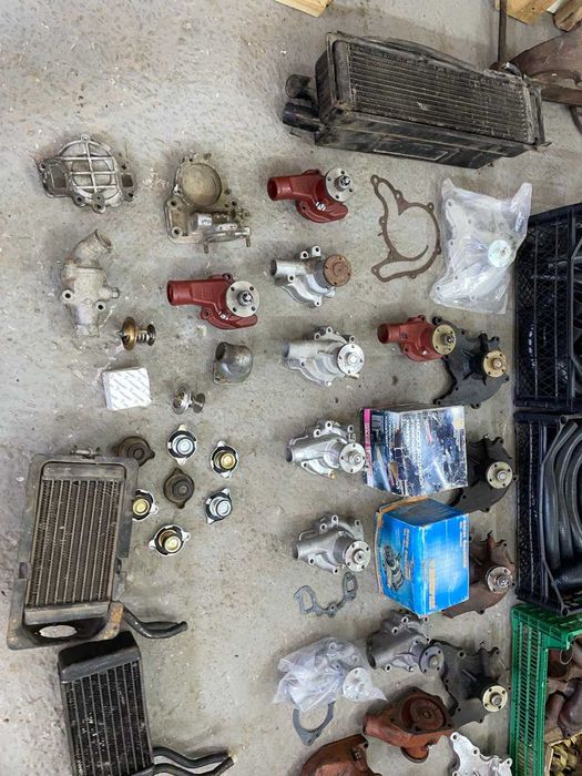 Помпи, водяні насоси, патрубки Уаз, Газ 51, Газ 52, Газ 53, Газ 69