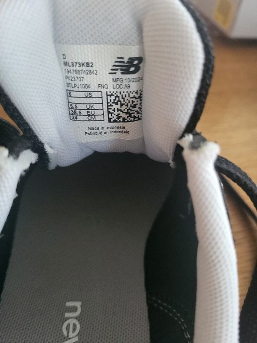 New balance "373"rozmiar 38