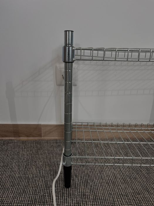 Ikea estante metálica pequeno