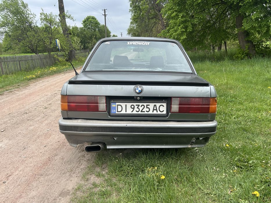Бмв е30 1987року
