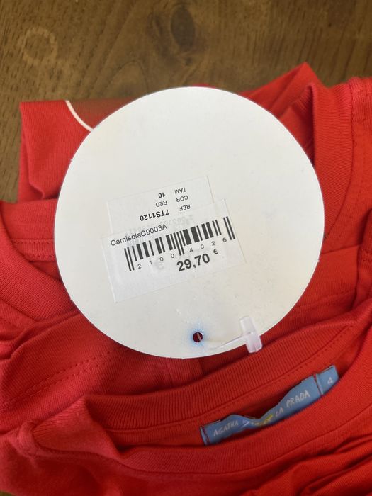 NOVA Tshirt Agatha Ruiz de la Prada para 3 ou 4 ou 10 anos etiqueta