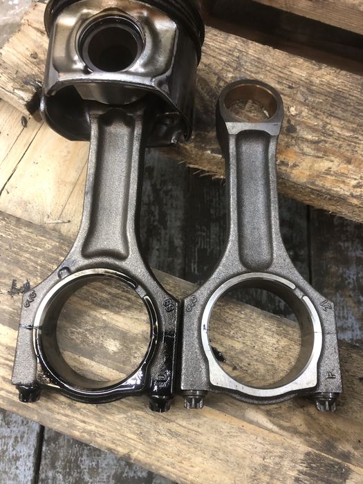 Шатуни bmw n57 62 53 55 54 52 51 47 46 45 43 42 m57n2 поршень колінвал