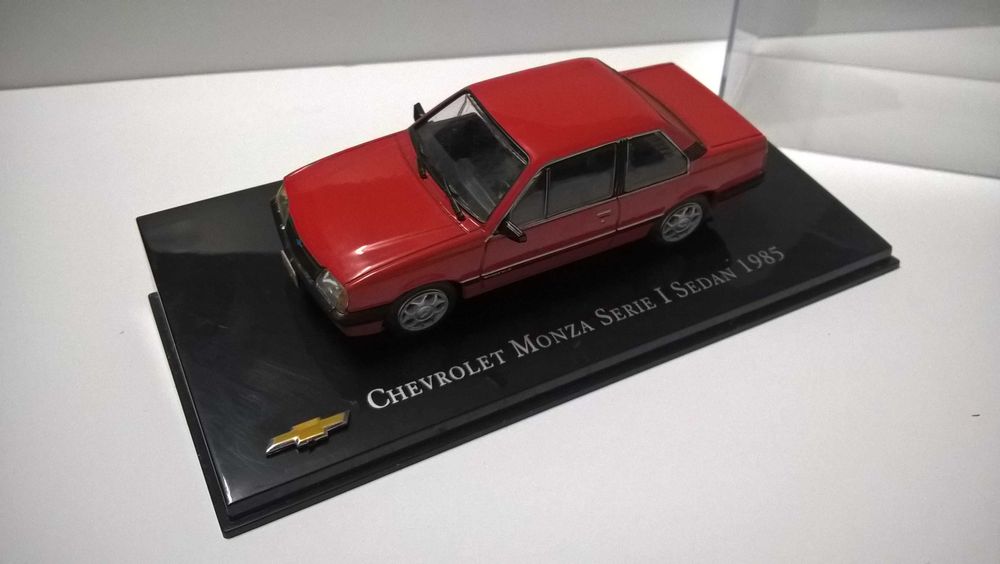 Chevrolet Monza / Opel Ascona (1985) - Salvat/IXO escala 1/43