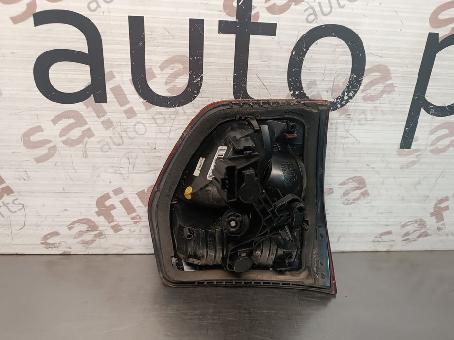 Farolim da Mala Direito CITROËN C5 III Break 1.6 HDi 115 (84 kW / 114 cv) [06.2012 - 06.2015] 1.6 HDi 115 (84 kW / 114 cv) [06.2012 - 06.2015] - 96750