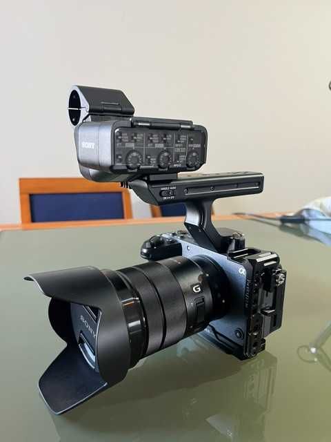 Sony FX30 + XLR-H1 + Cage NEEWER + Bateria + Caixa — Como Nova