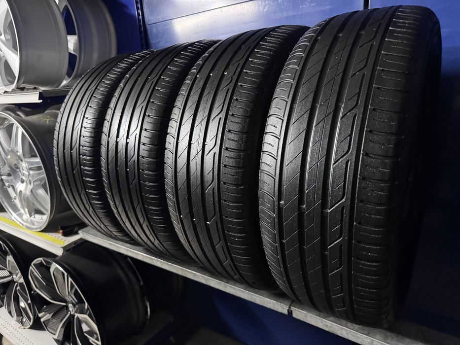 215/55r17 Bridgestone Turanza T001 215 55 r17 літо Розпродаж Склад Шин Умань