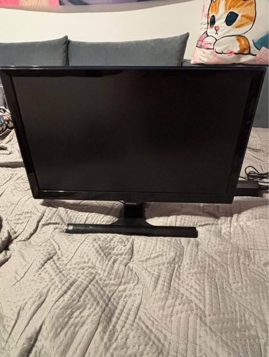 ЖК Монитор Samsung 22" LS22E390