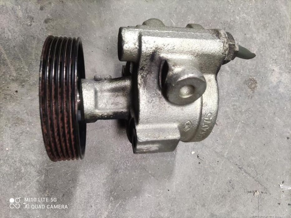 Bomba direção assistida - Volvo V40 / S40 1.9 TD