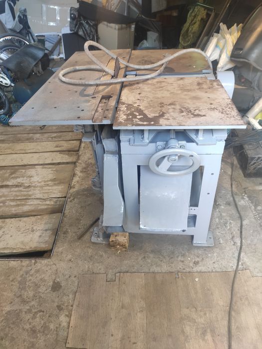 Станок Деревообробний.